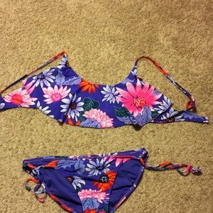 Bathing suit